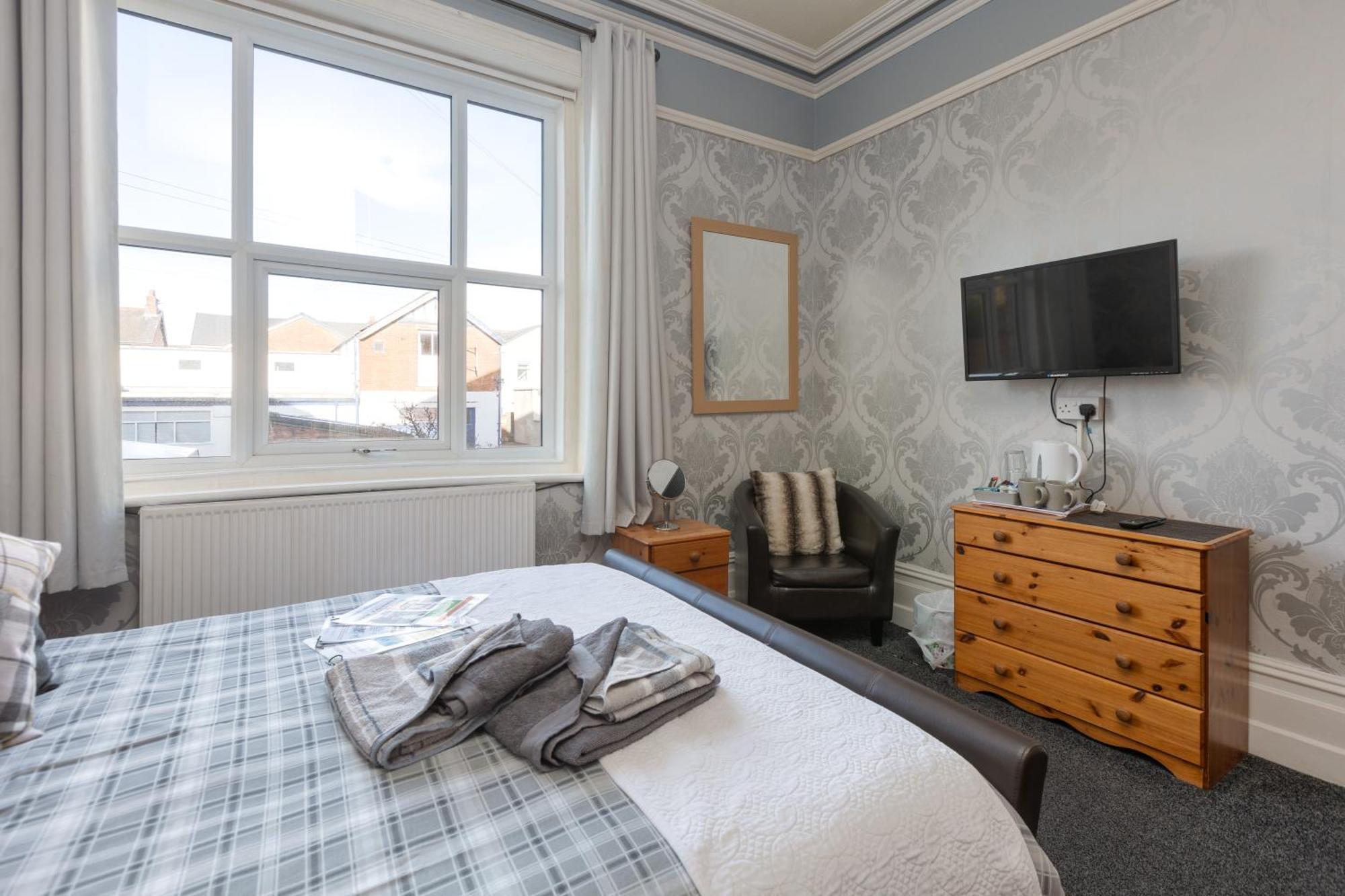 Bed and Breakfast The Fairmile Lytham St Annes Zewnętrze zdjęcie