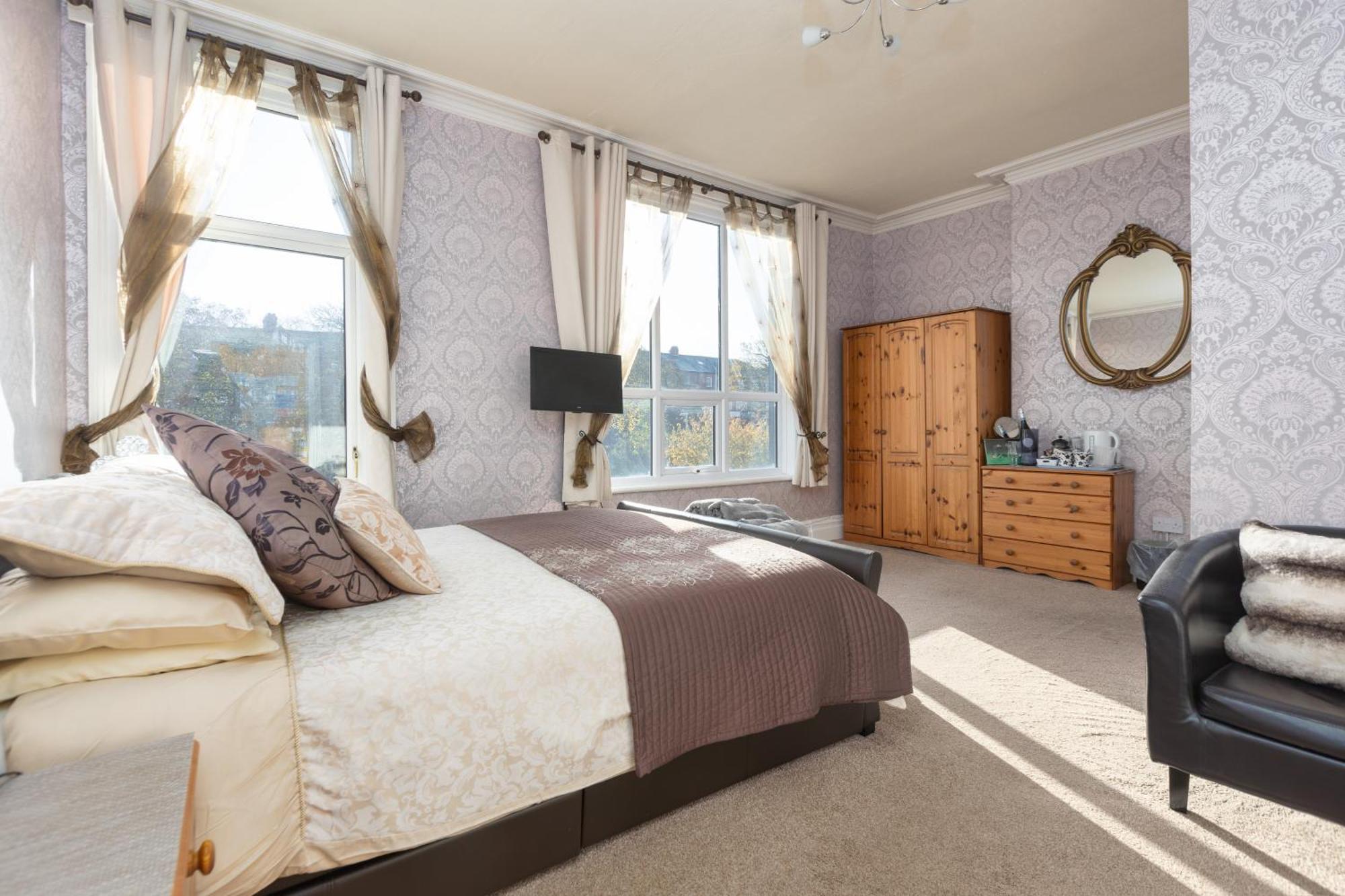 Bed and Breakfast The Fairmile Lytham St Annes Zewnętrze zdjęcie